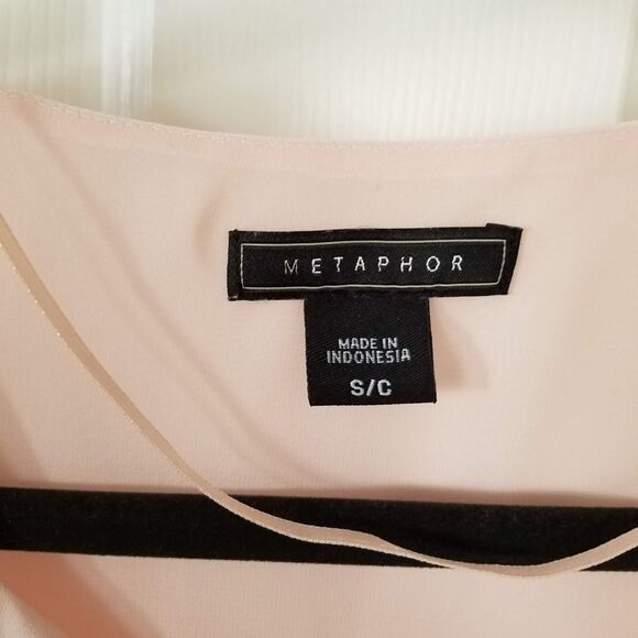 Metaphor Women's Sheer Tank Top Blush Pink Size Small Sleeveless Lightweight - Picture 3 of 4